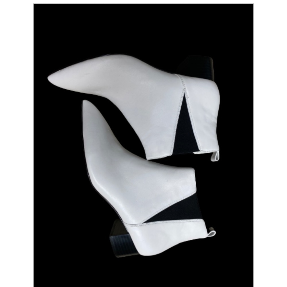 Nine West white and black heeled boots